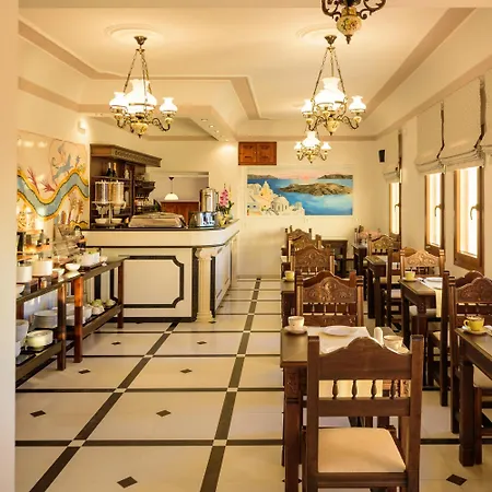 Astir Thira Hotel Firá